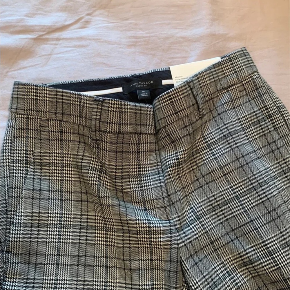 Ann Taylor Gray Plaid Pants